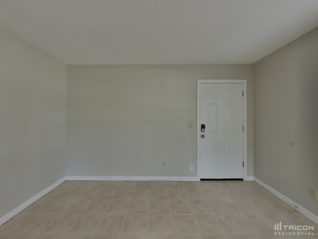 Photo - 10757 Hawaii Dr S