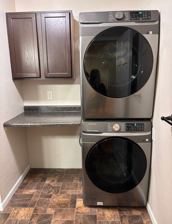 Photo - 803 4th Ave