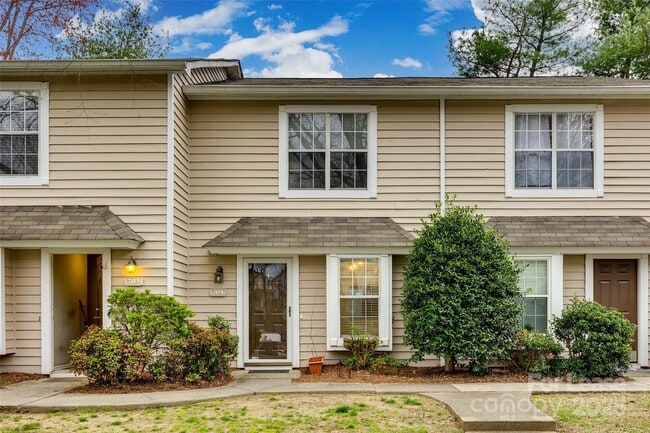 Photo - 704 Heritage Pkwy Rental