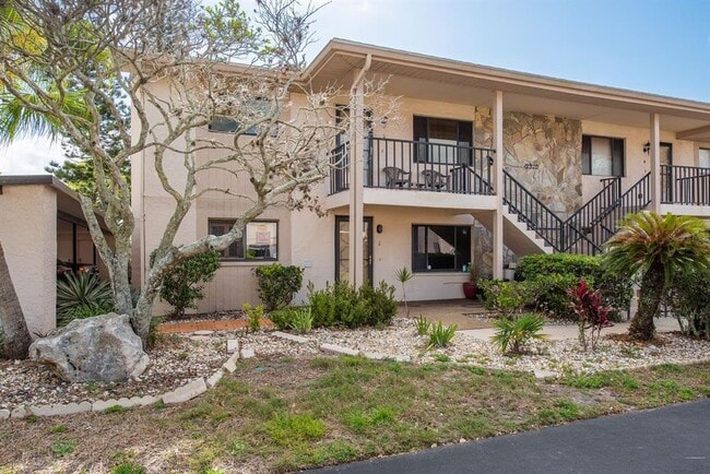Photo - 9910 Eagles Point Cir Unit 3