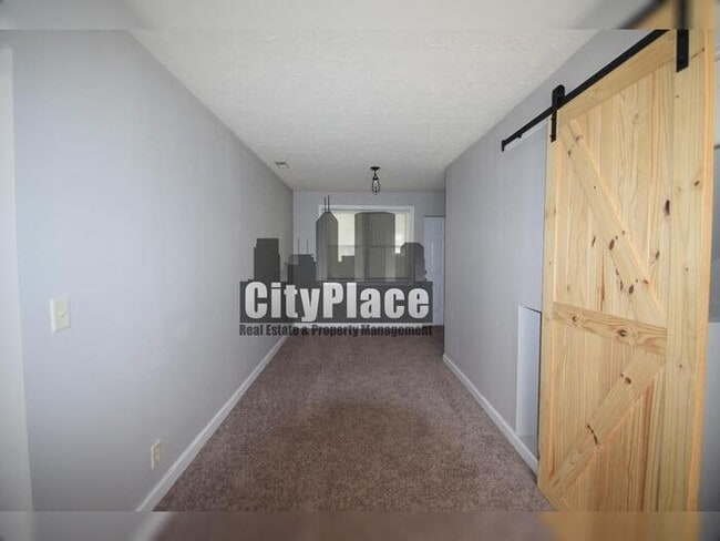 Photo - 2633 S Randolph St