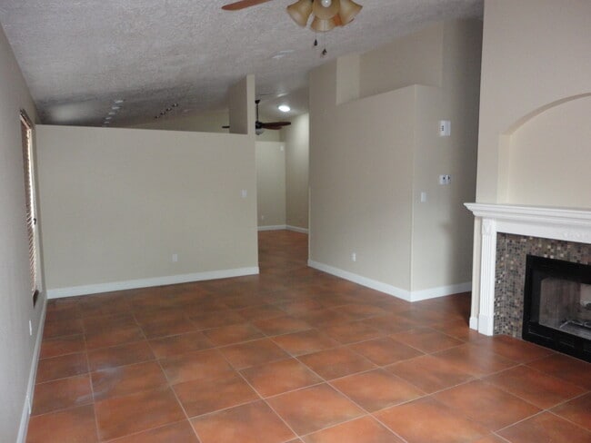 Photo - 6719 Piedra Quemada Rd NW