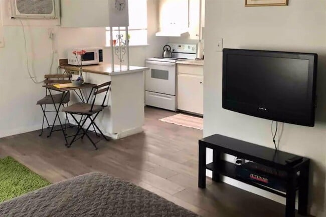 Photo - 5909 Bolm Rd Unit 2