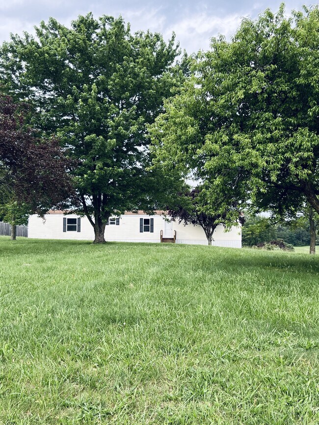 Photo - 2328 Oak Hill Rd