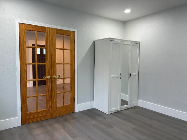 Photo - 1800 S 128th St Unit A