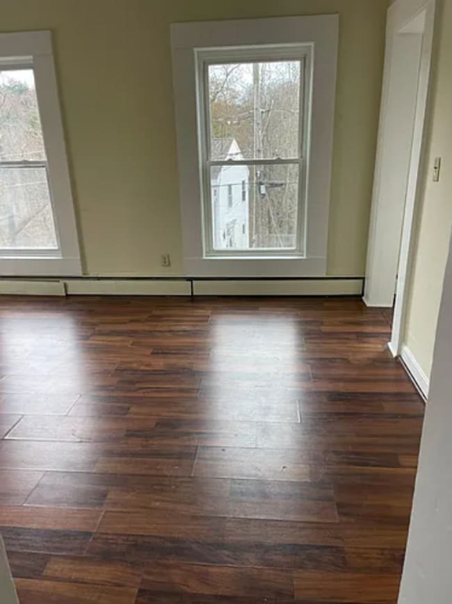 Building Photo - 71 Tremont St Unit 2