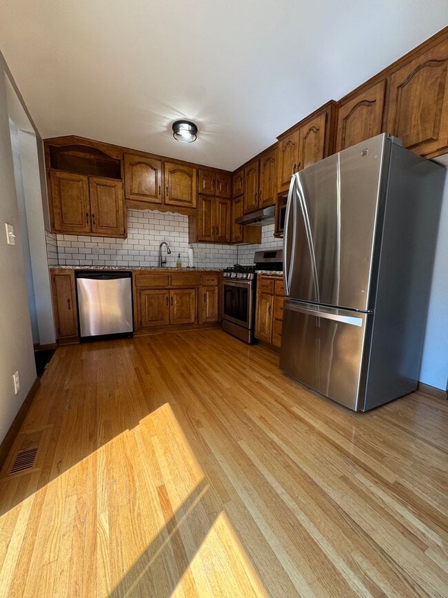 Photo - 6314 Knox Ave S