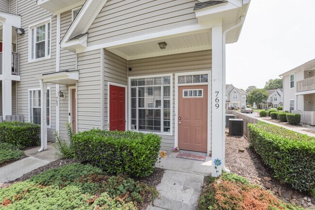 Building Photo - Cathedral Ceilings & Coastal Vibes—This 2B... Rental