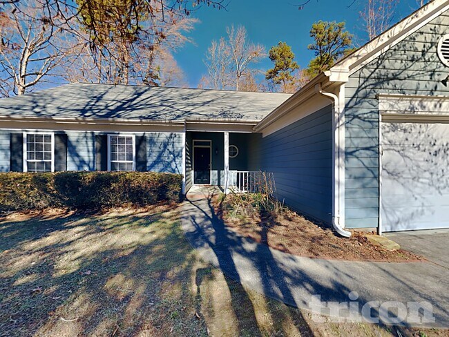 Photo - 5207 Hedgecrest Pl
