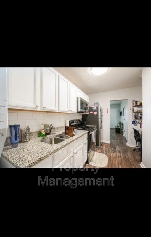 Photo - 927 Fortress Ave SW