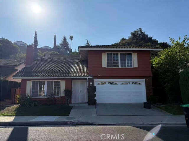 Photo - 724 Barnum Way