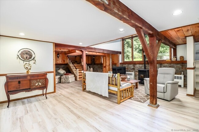 Photo - 155 Squash Hollow Rd