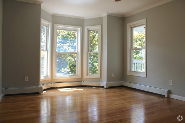 Building Photo - 119 River St Unit 3 Rental