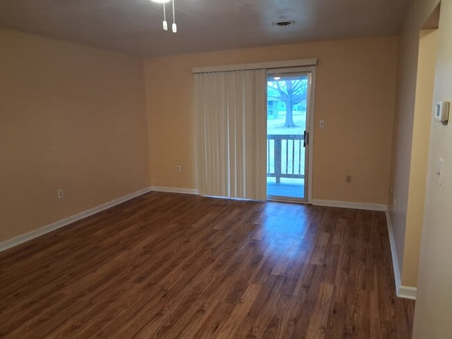 Photo - 2275 N Cable Rd Unit 177