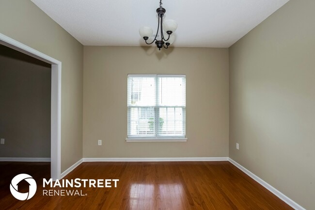 Photo - 11717 Black Maple Ave