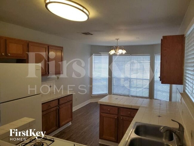 Photo - 21134 Western Valley Dr