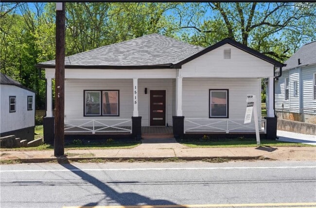 Building Photo - 1515 Jonesboro Rd SE