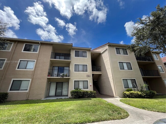 Photo - 9088 W Atlantic Blvd Condominio Unidad 532