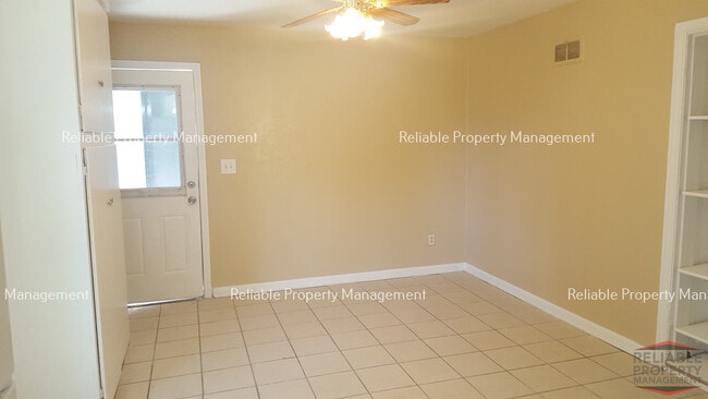 Photo - 310 7th St Unit #6