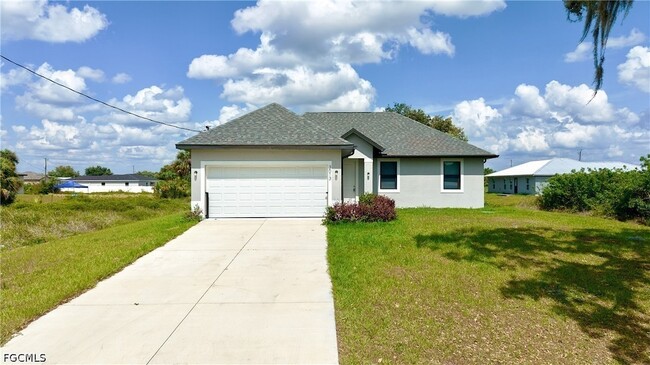 Building Photo - 3013 Adcock Dr