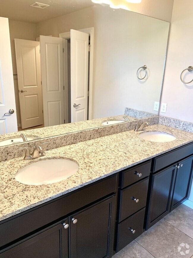 Building Photo - 2744 W Kilimanjaro Way Rental