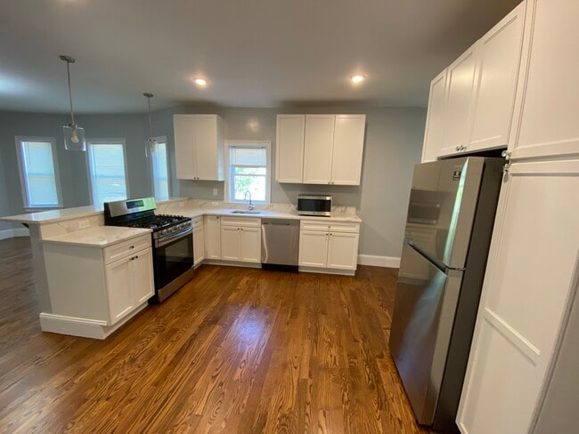 Photo - 337 Highland Ave Unidad 2