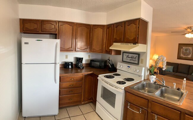 Photo - 2604 Miguel Pl Unit A