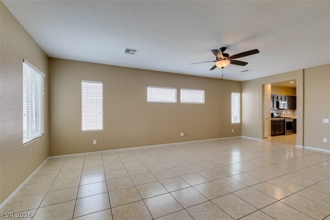 Photo - 2672 Dirleton Pl