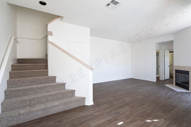 Photo - *MOVE-IN SPECIAL* 3BR Townhouse in Pacific...