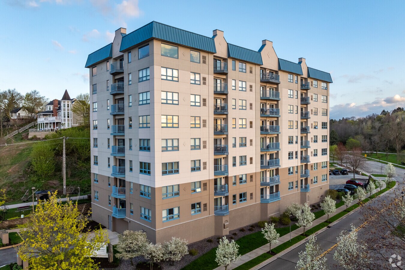 Photo - Lighthouse Condominiums