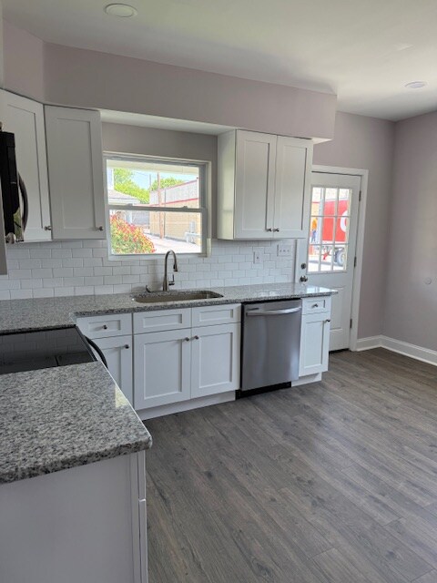 Photo - 115 Oak St Unit Front Right