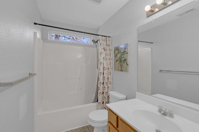 Photo - 220 Hinton Ave