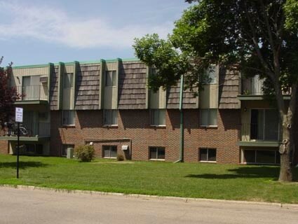 Fairway Apartments - Fairway Apartments