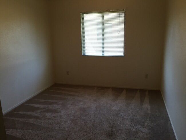 Photo - HW-817 Unit 817-52