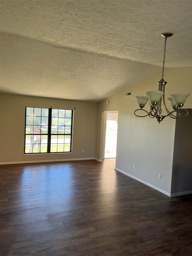 Photo - 1014A Windview Pl
