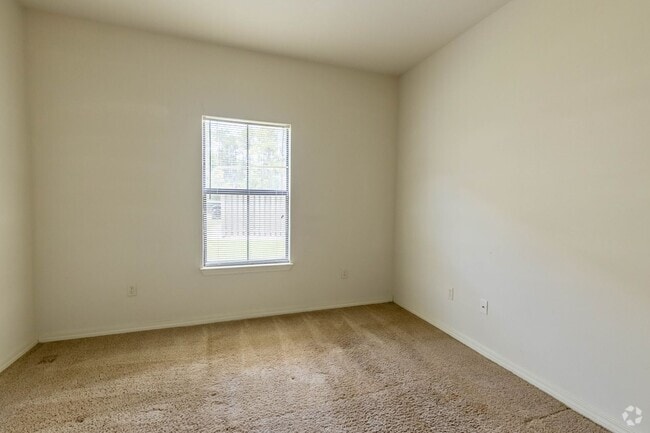 Building Photo - 15804 Adam Rd Unit 15804 Adam Rd #101 Rental