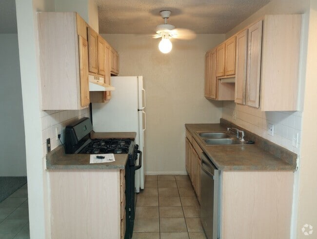 Building Photo - Expo 247 with 2 bed, 1 Bath, 800 SF with A... Unit 247 Rental