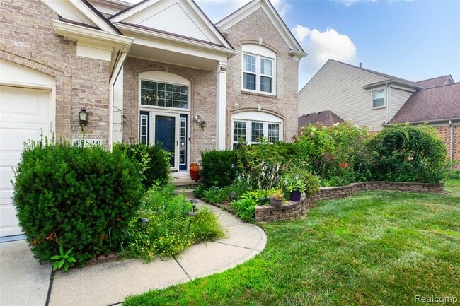 Photo - 45520 Morningside Dr