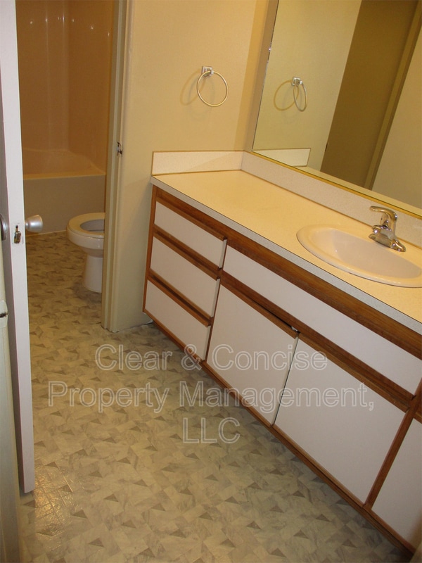 Photo - 1246 N Park Ave