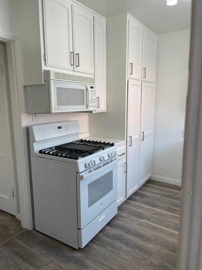 Photo - 702 S Pacific Coast Hwy Unidad Apt.B