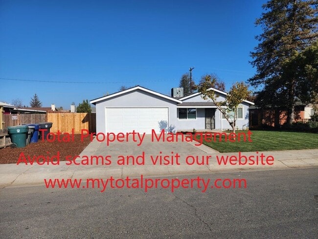 Photo - 1722 W Merritt Ave House
