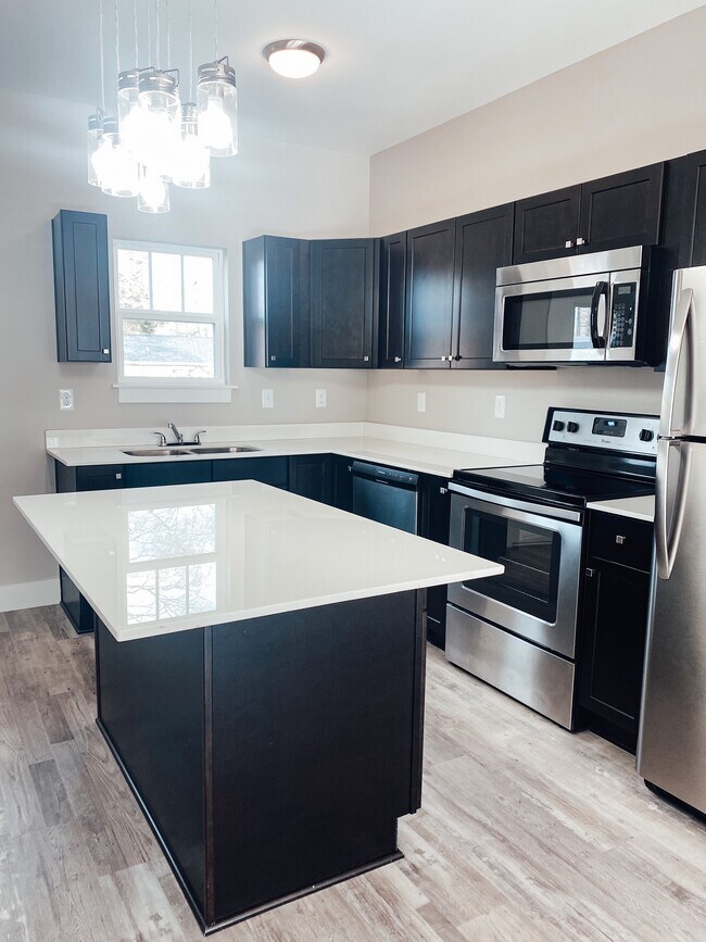 Photo - 520 Paradise Pl