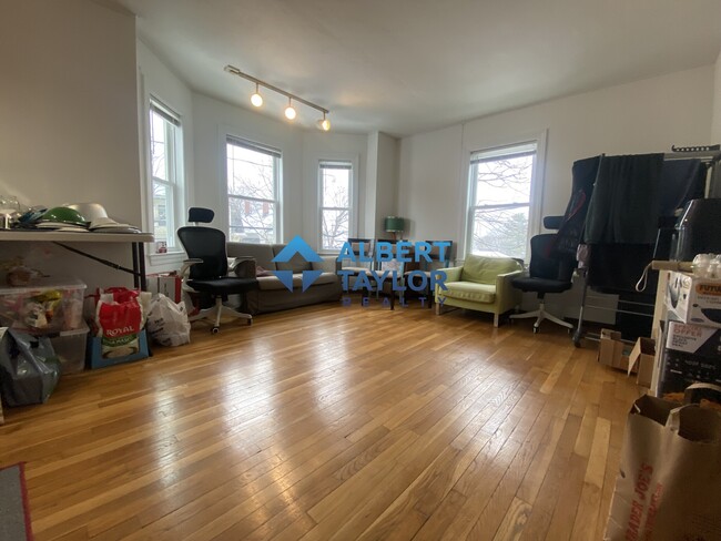 Photo - 91 Sheridan St Apartments Unit 87-3