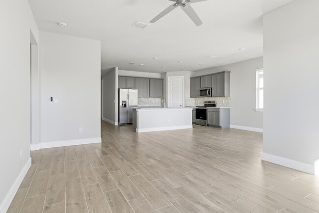 Photo - 8558 Dahlia Cir