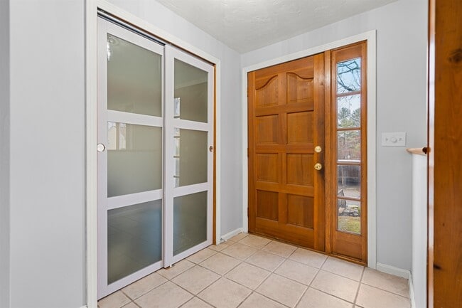 Photo - 206 Cardinal Ln