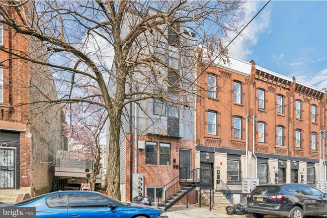 Photo - 2630 N 11th St Unit 3