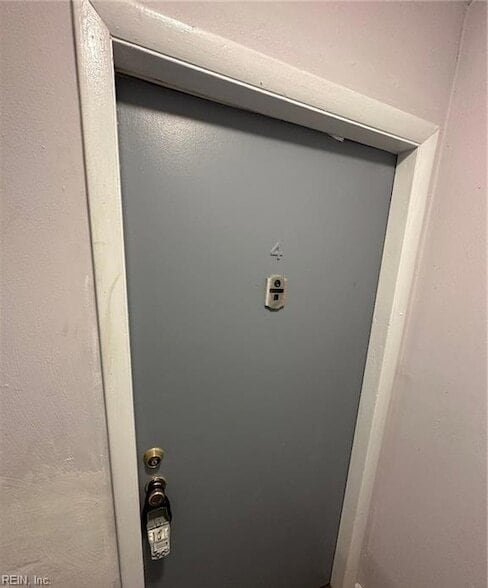 Photo - 1063 W 48th St Unit C4