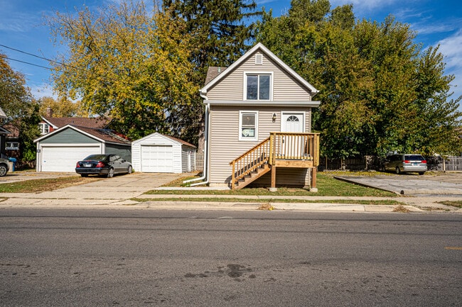 Photo - 570 5th Ave