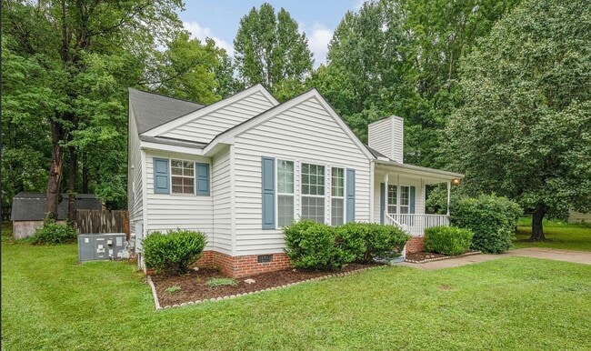 Photo - 304 Holly Pines Ct