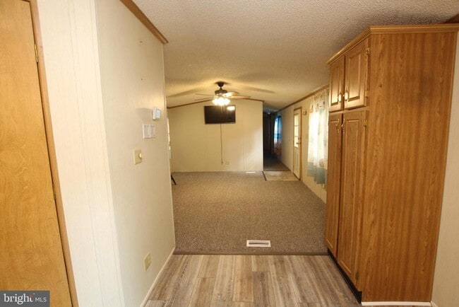 Photo - 22927 Cypress Dr